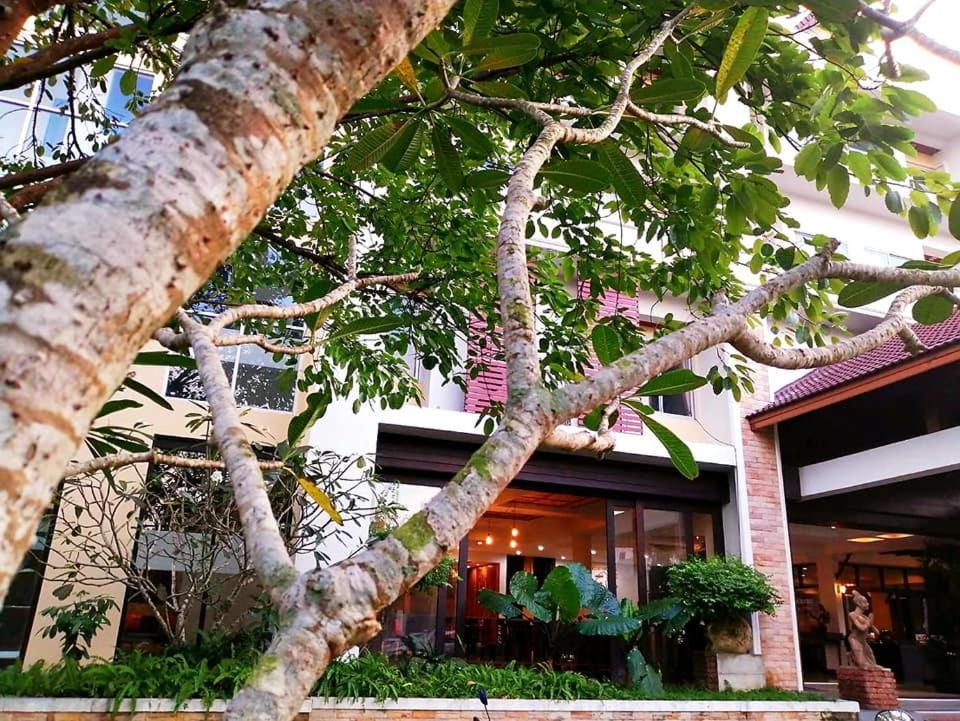 Nana Buri Hotel Chumphon Eksteriør bilde